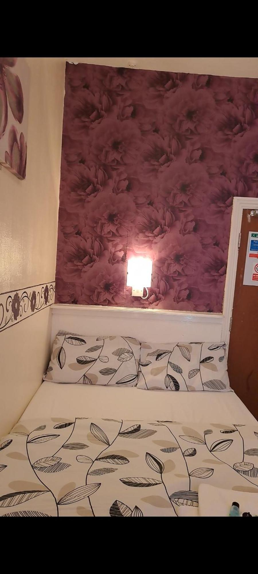 Fern Villa Hotel - Albert Road Blackpool Room photo